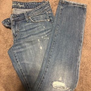 American eagle light distressed skinny jeans size6